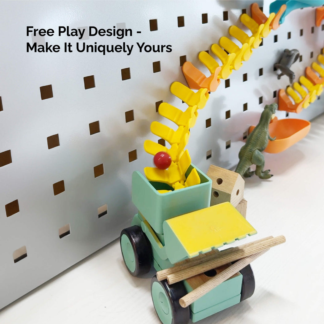 VertiPlay Magnetic Marble Run - Builder Set for Freeplay anywhere